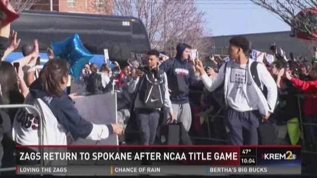 Spokane welcomes Gonzaga basketball team home as heroes